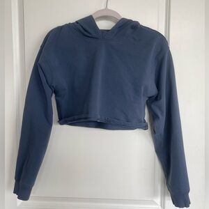 Lululemon cropped hoodie!